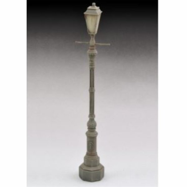 Antique Street Lamp 1:35