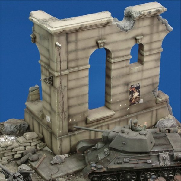 Russian Monument Ruin 1:35
