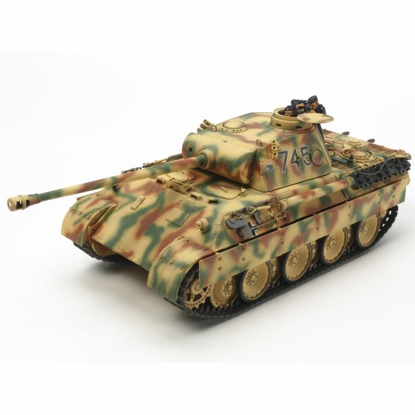 1:35 Panzerkampfwagen Panther Ausf. D (Sd.Kfz. 171) Tamiya
