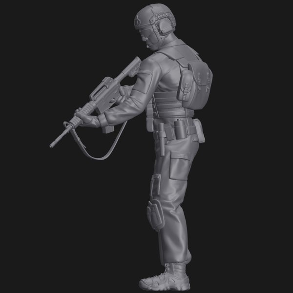 Soldat mit Gewehr - 3D Druck Figur Resin - 1:24, 1:35, 1:48, 1:72 - 3D0135