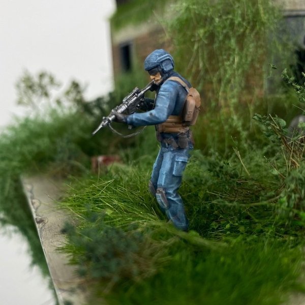 Soldat mit Gewehr - 3D Druck Figur Resin -  1:72 - 3D0136